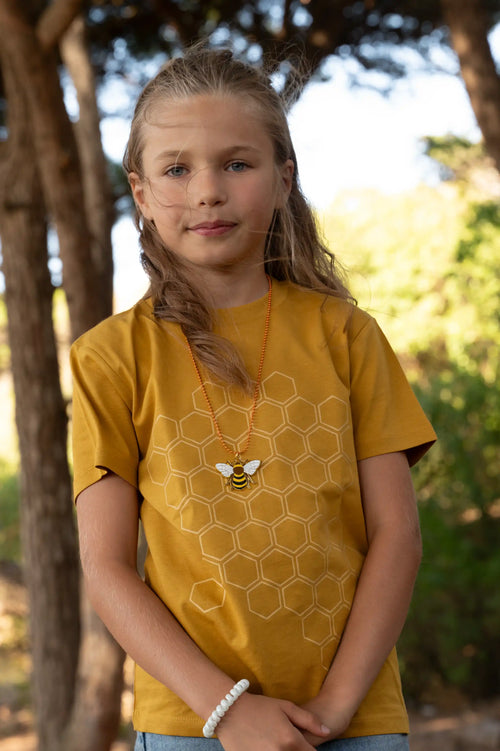 Bee T-Shirt & Pendant